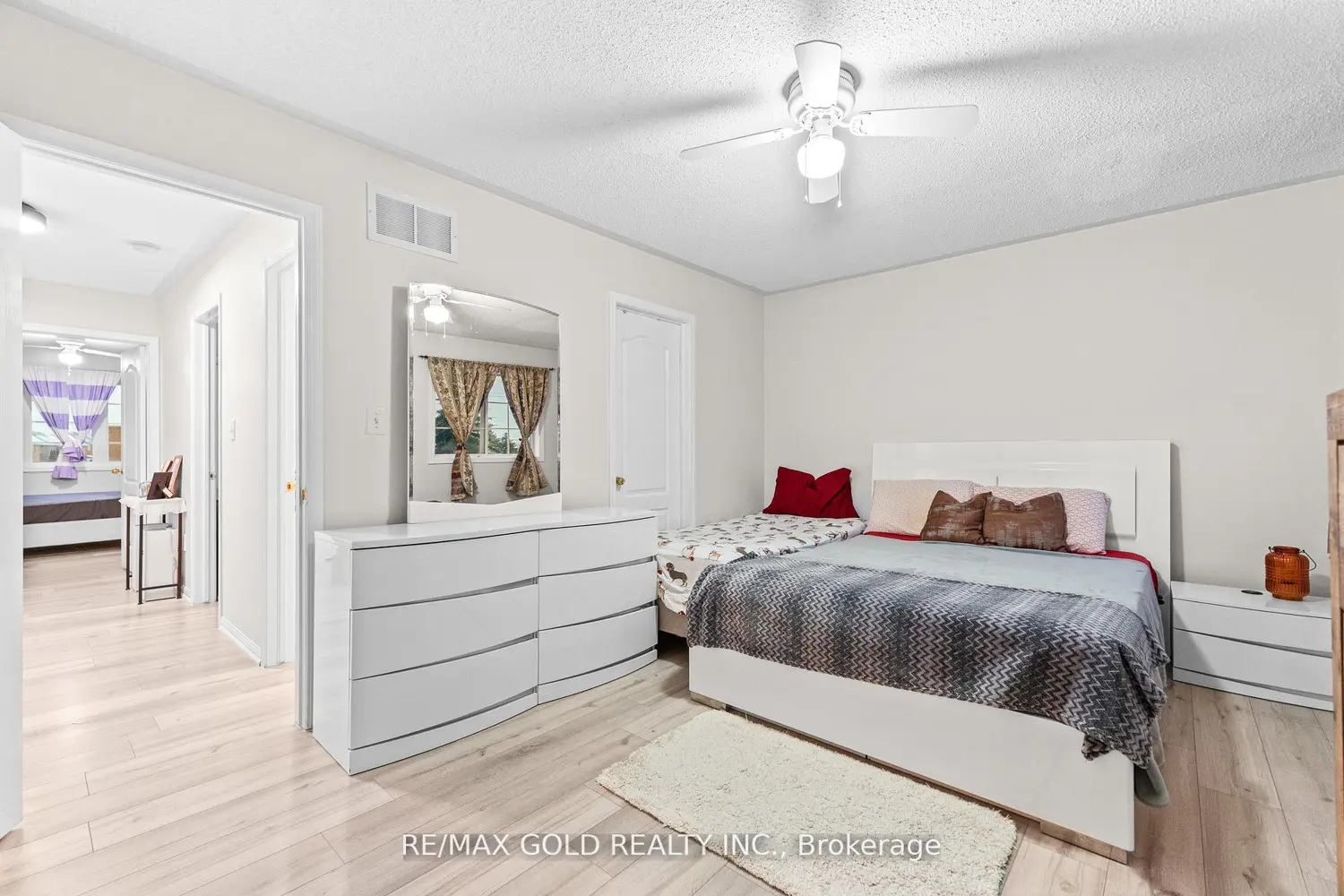 Additional image 11 of 61 Bottomwood Street