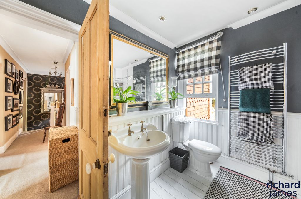 Additional image 16 of 4 bed terraced house for saleMoormead Road, Wroughton, Swindon SN4