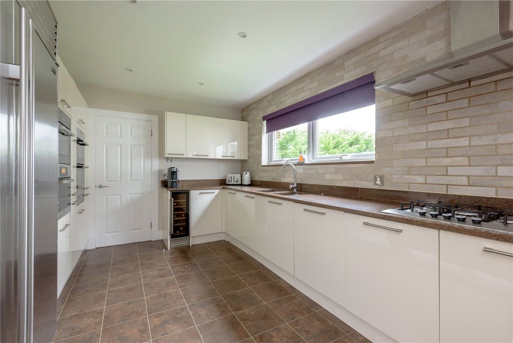 Additional image 10 of 6 bed detached house for saleThree Peaks, Old Dean Road, Longniddry, East Lothian EH32