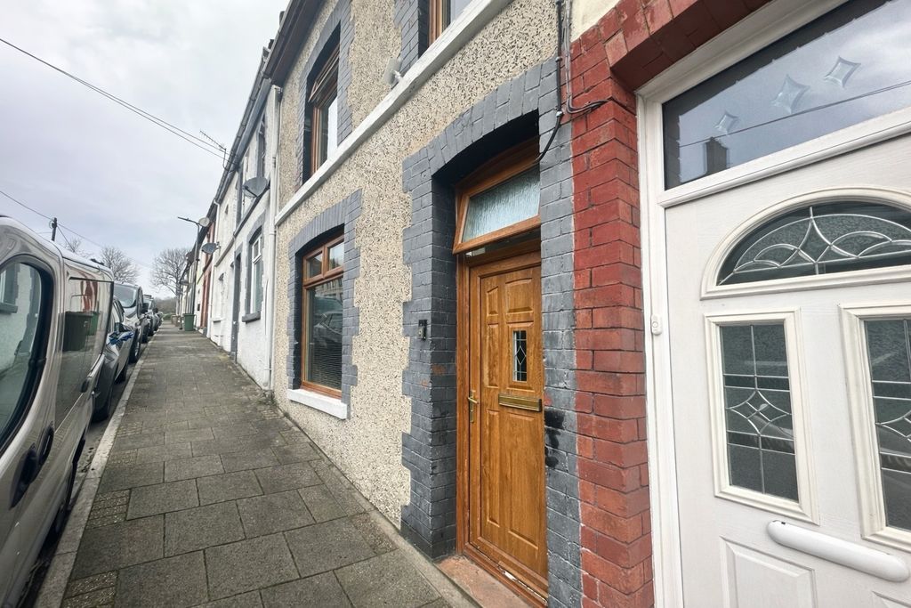 3 bed terraced house for saleUpper Francis Street, Abertridwr, Caerphilly CF83