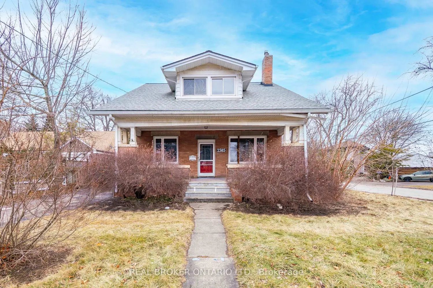 Additional image 2 of 2585 Lakeshore Boulevard