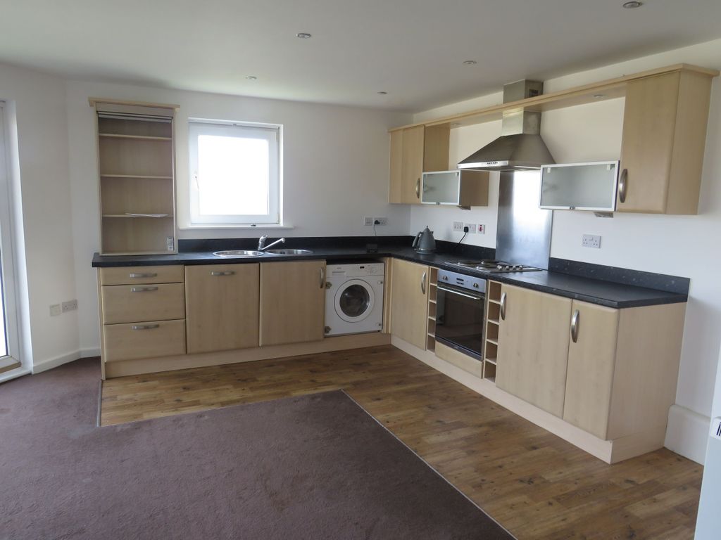Additional image 25 of 3 bed flat for saleFlat, Cwrt Westfa, Pentre Doc Y Gogledd, Llanelli SA15