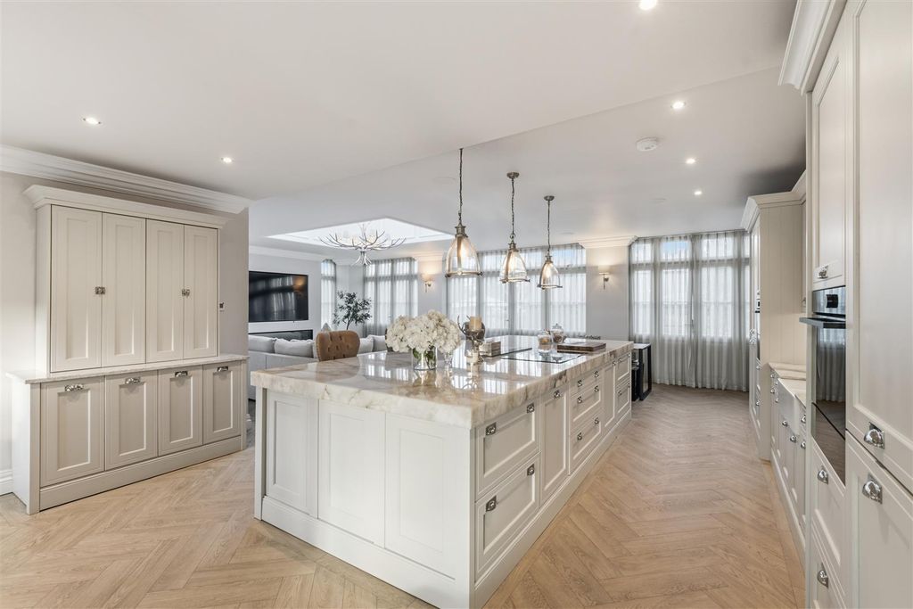 Additional image 7 of 10 bed detached house for saleWishaw, Sutton Coldfield B76
