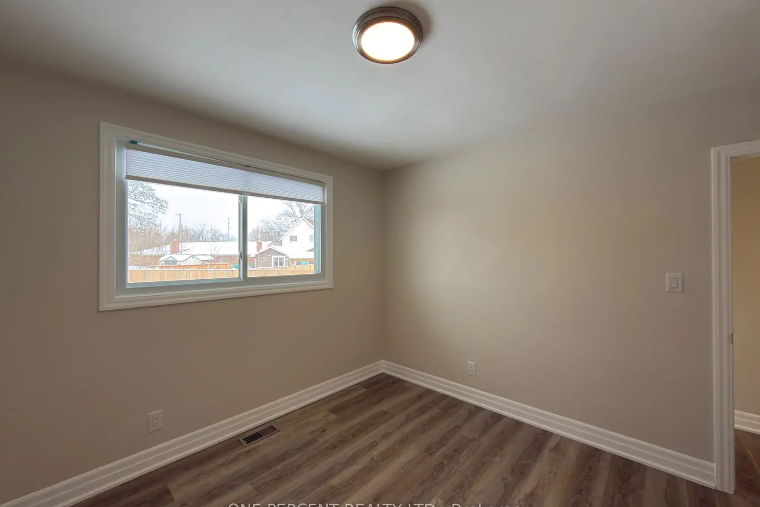 Additional image 8 of 37 Coronation Boulevard