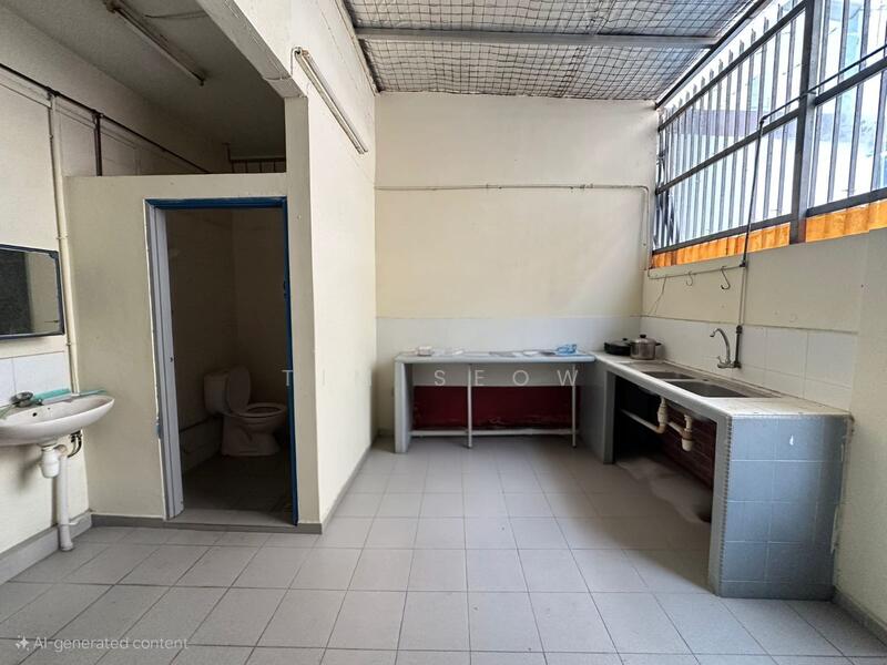 Additional image 4 of Onan road