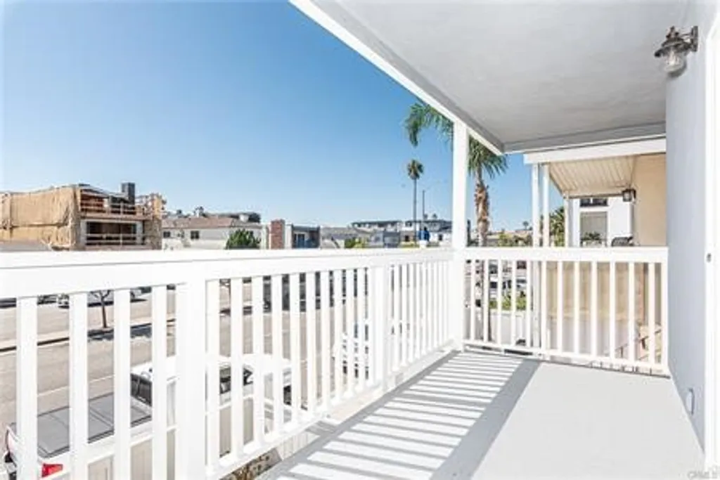 Additional image 2 of 1808 W Balboa Blvd Unit B, Newport Beach, CA 92663