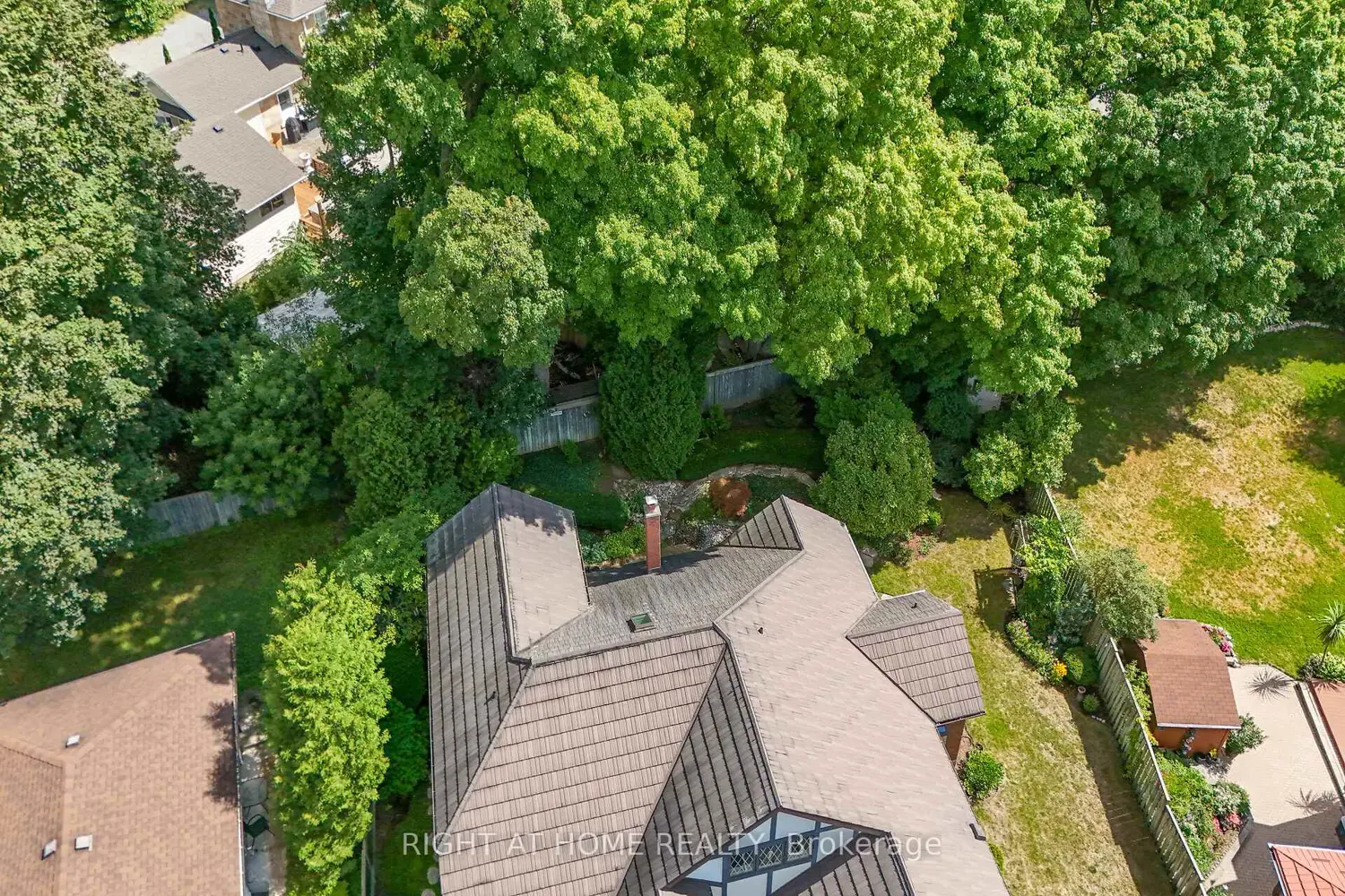 Additional image 17 of 33 Walnut Drive