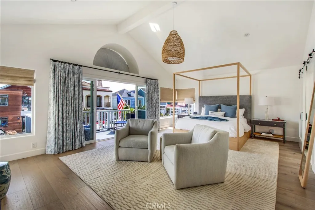 Additional image 13 of 327 Anade Ave, Newport Beach, CA 92661