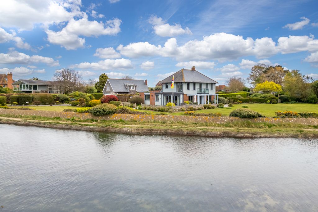 Additional image 39 of 7 bed detached house for saleShore Road, Bosham, Chichester, West Sussex PO18
