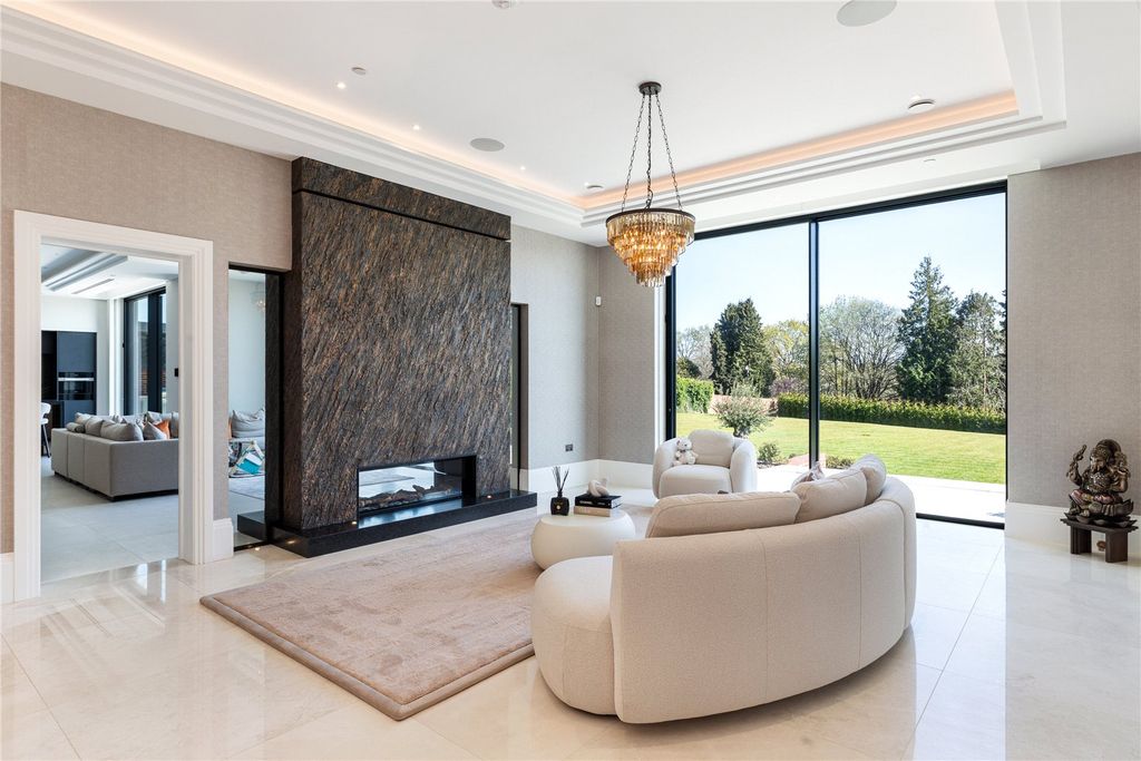 Additional image 11 of 5 bed detached house for saleCharters Gate, Ascot, Berkshire SL5