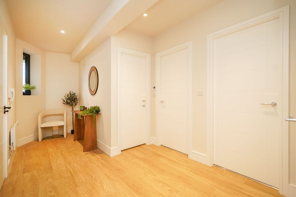 Additional image 8 of 2 bed flat for saleApt 4 Lydgate Green Apartments, Crosspool, Sheffield S10