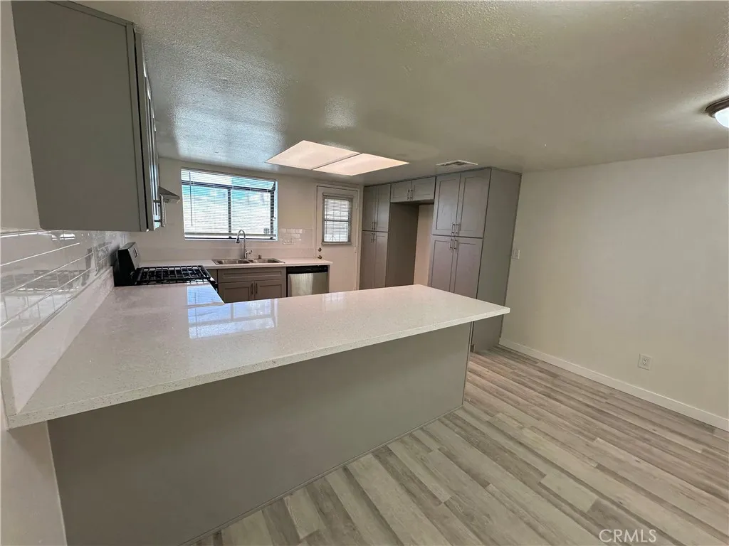 Additional image 3 of 44155 10th St W, Lancaster, CA 93534