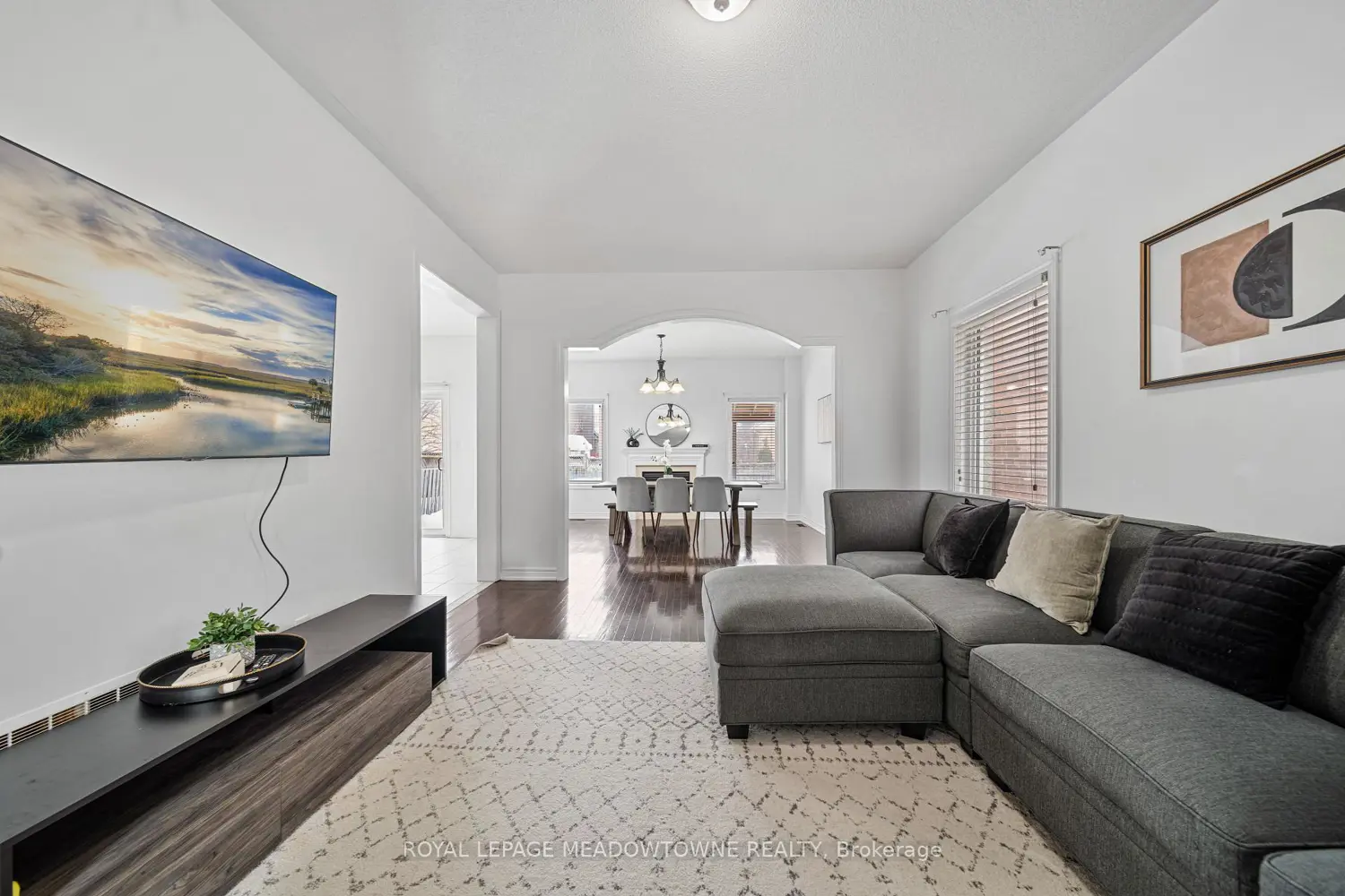 Additional image 6 of 15 New Hampshire Court