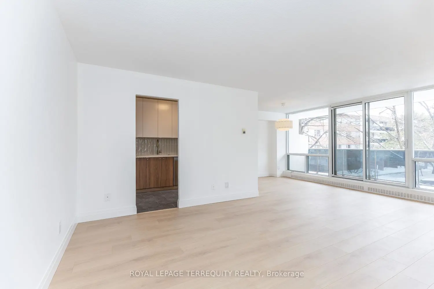 Additional image 2 of 30 Sunrise Avenue 202