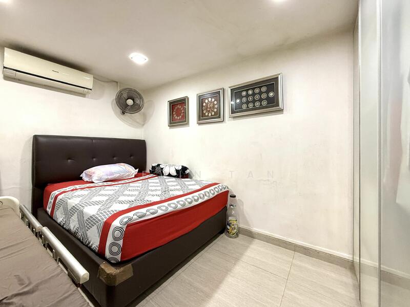 Additional image 2 of ⭐️⭐️LANDED7772@ D20 Renovated Freehold Terrace 1km To St Nicks!