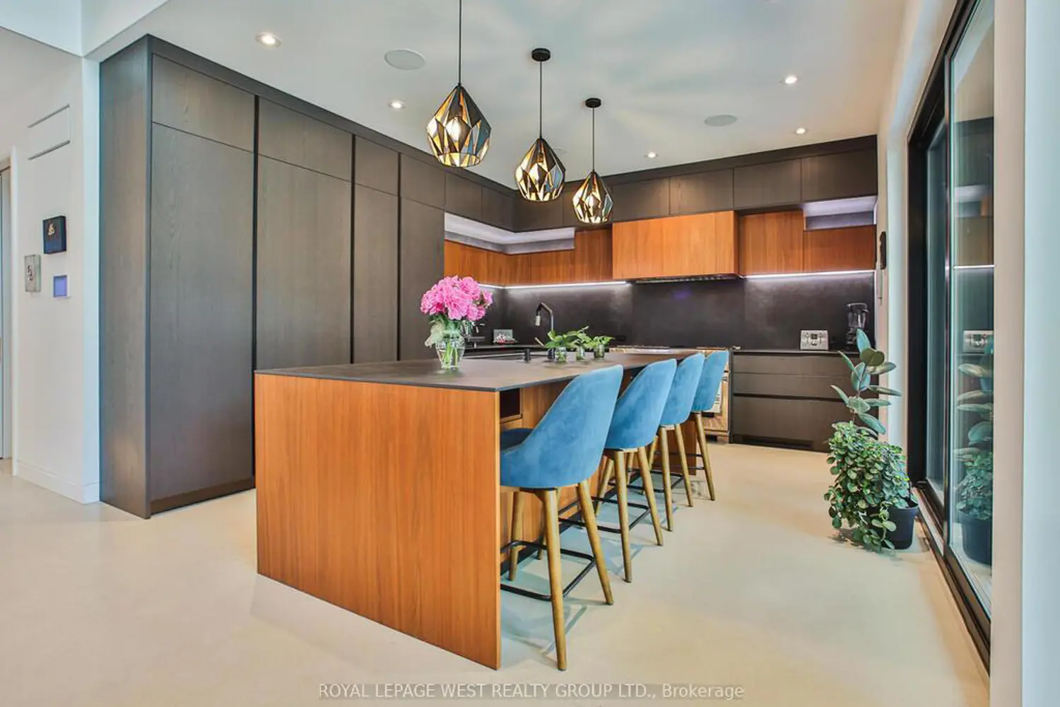 Additional image 6 of 4 Old Oak Road