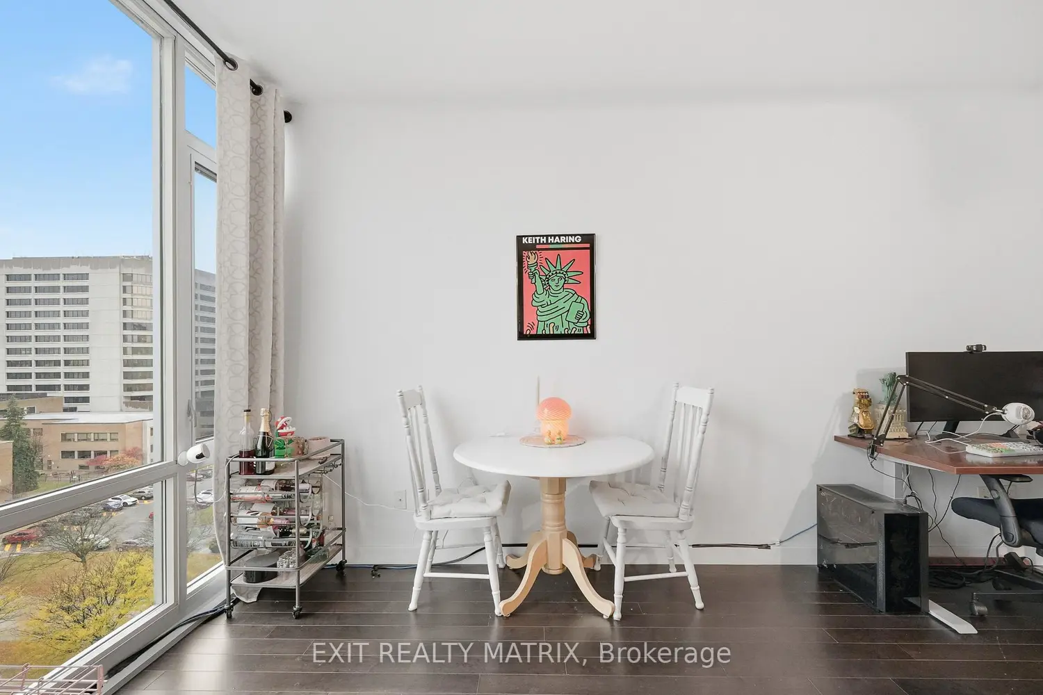 Additional image 8 of 201 Parkdale Avenue 903