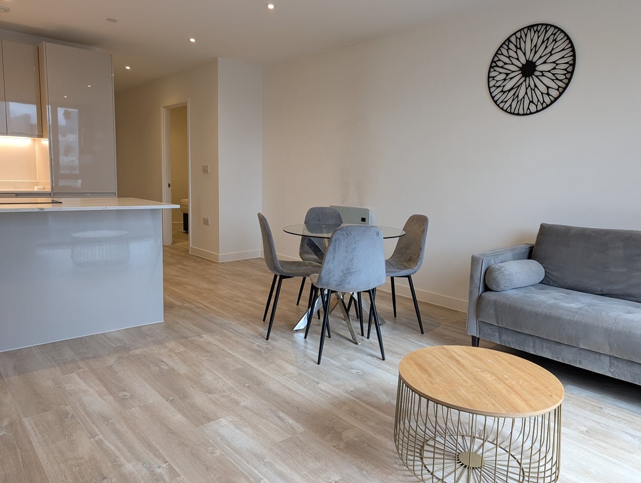 Additional image 4 of 1 Bed Flat, Queen Way, M3, N1 7GU