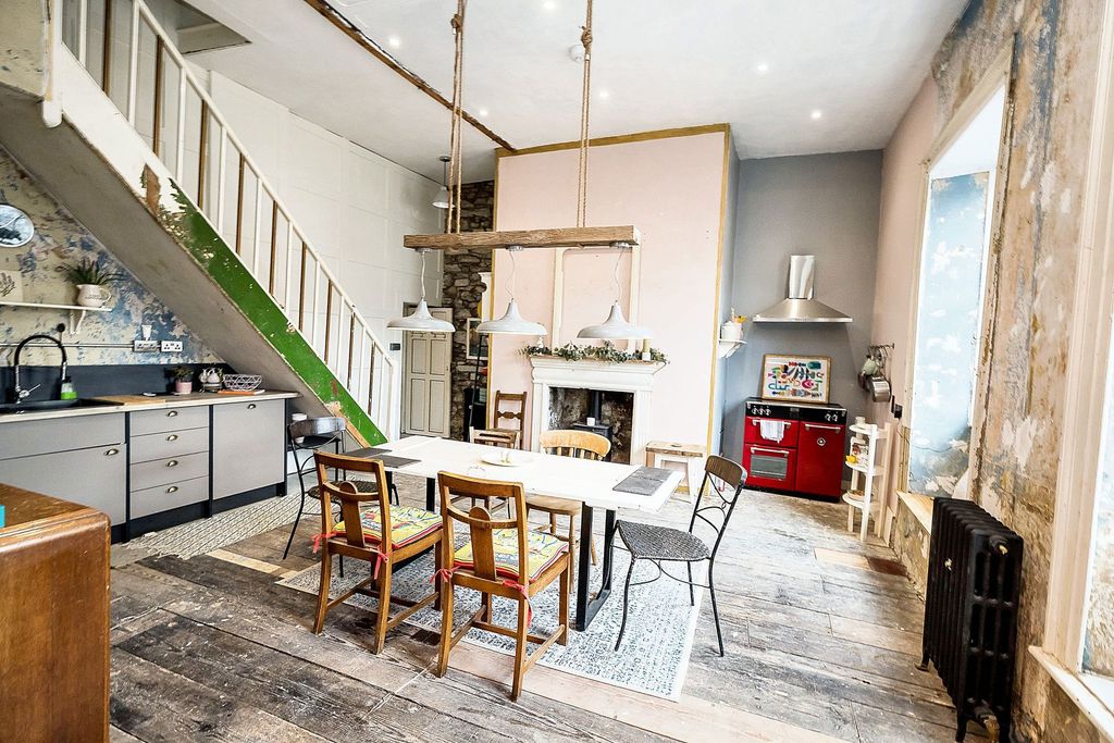Additional image 8 of 5 bed semi-detached house for saleHigh Street, Conwy LL32