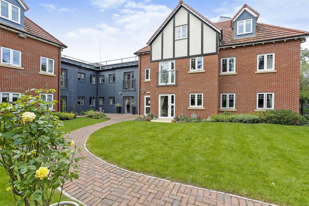 Additional image 11 of 2 bed flat for saleSummerfield Place, Wenlock Road, Shrewsbury SY2