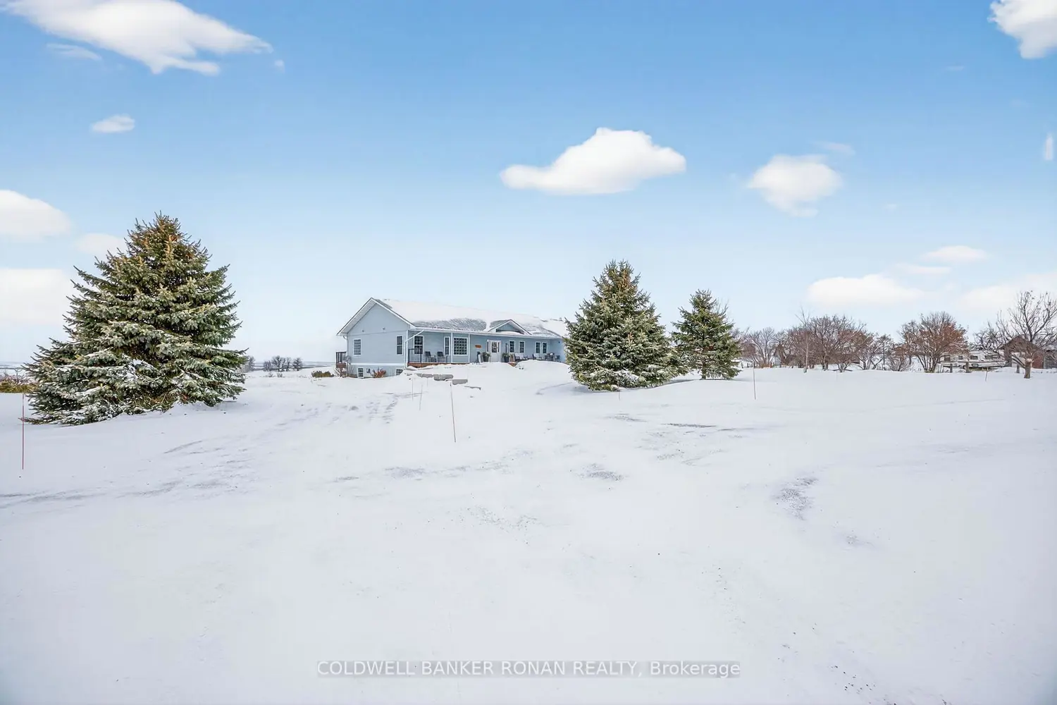 4886 15Th Side Road photo 5