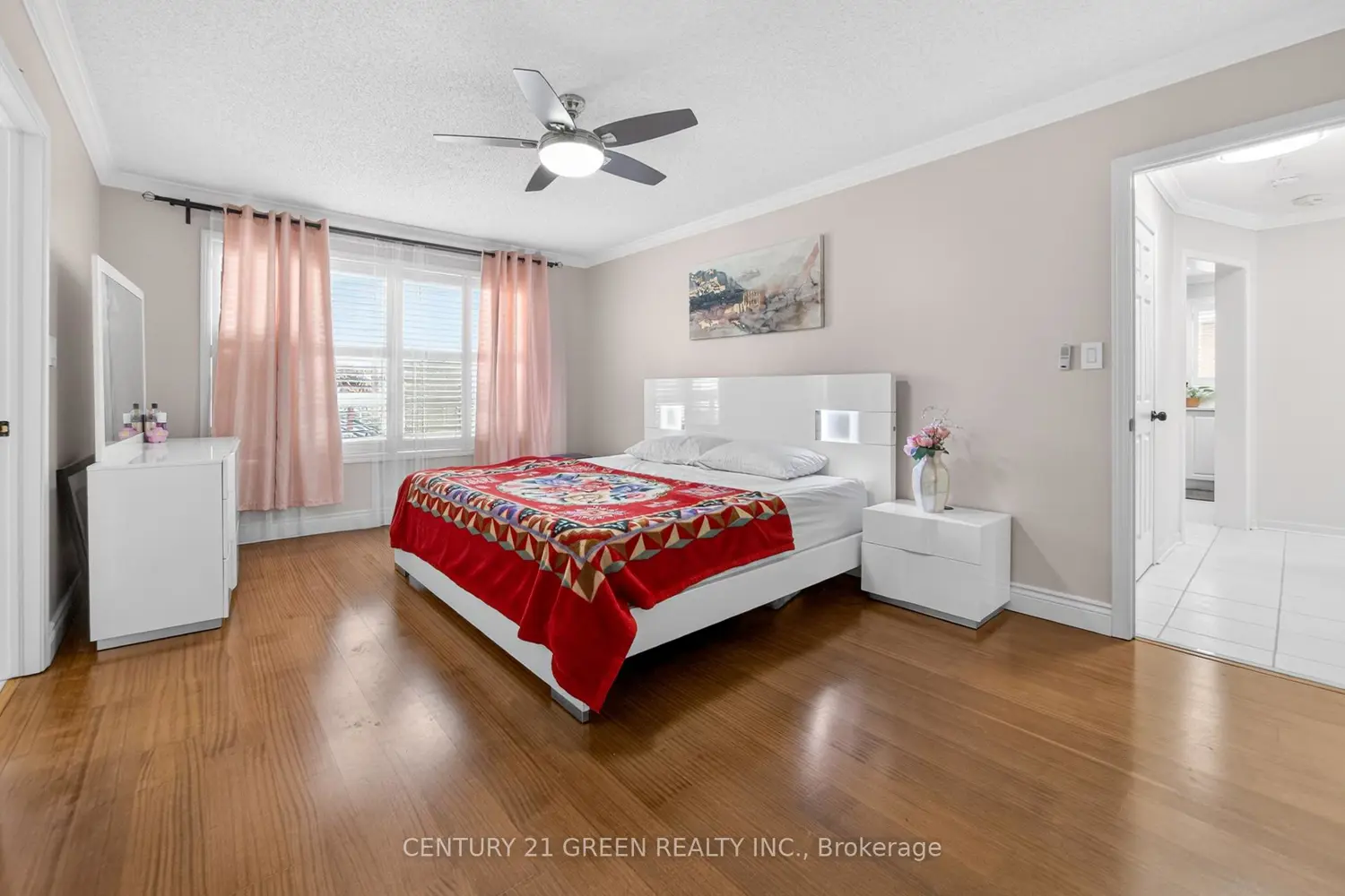 Additional image 8 of 1666 Allan Crescent