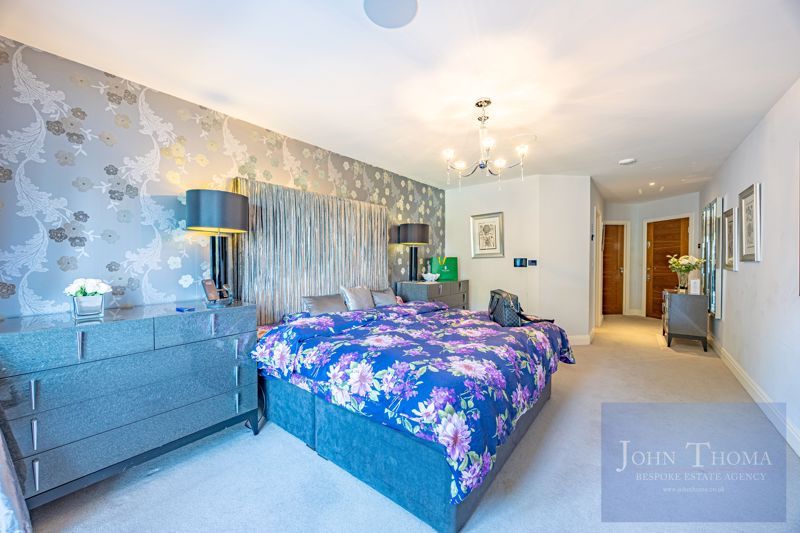 Additional image 12 of 4 bed flat for saleManor Road, Chigwell IG7