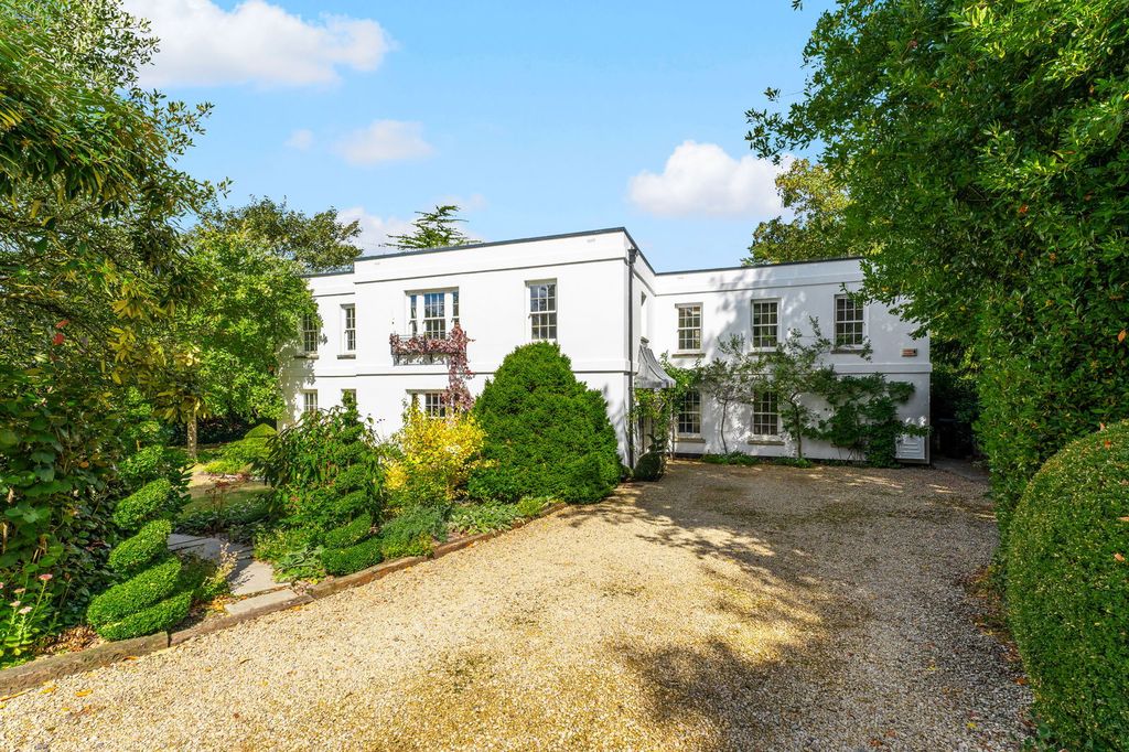 Additional image 40 of 6 bed detached house for saleWatersmeet Road, Salisbury SP2