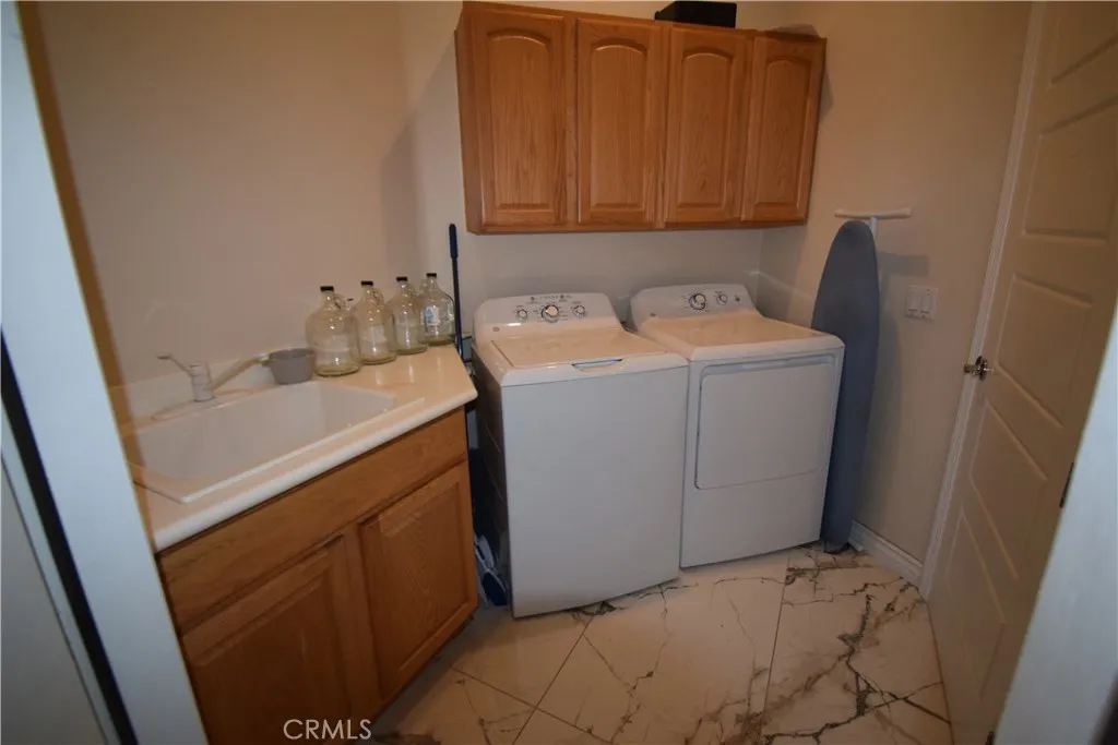 445 Sandpiper St, Banning, CA 92220