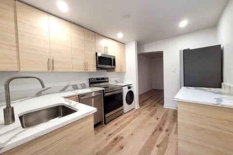 Additional image 8 of 2-145 St Andrew Street, Ottawa, ON, K1N 5G3