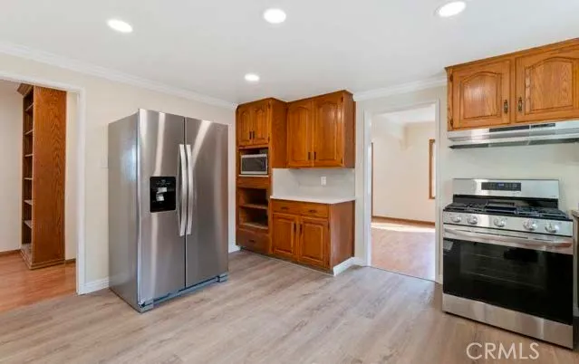 Additional image 34 of 911 N Pass Ave, Burbank, CA 91505