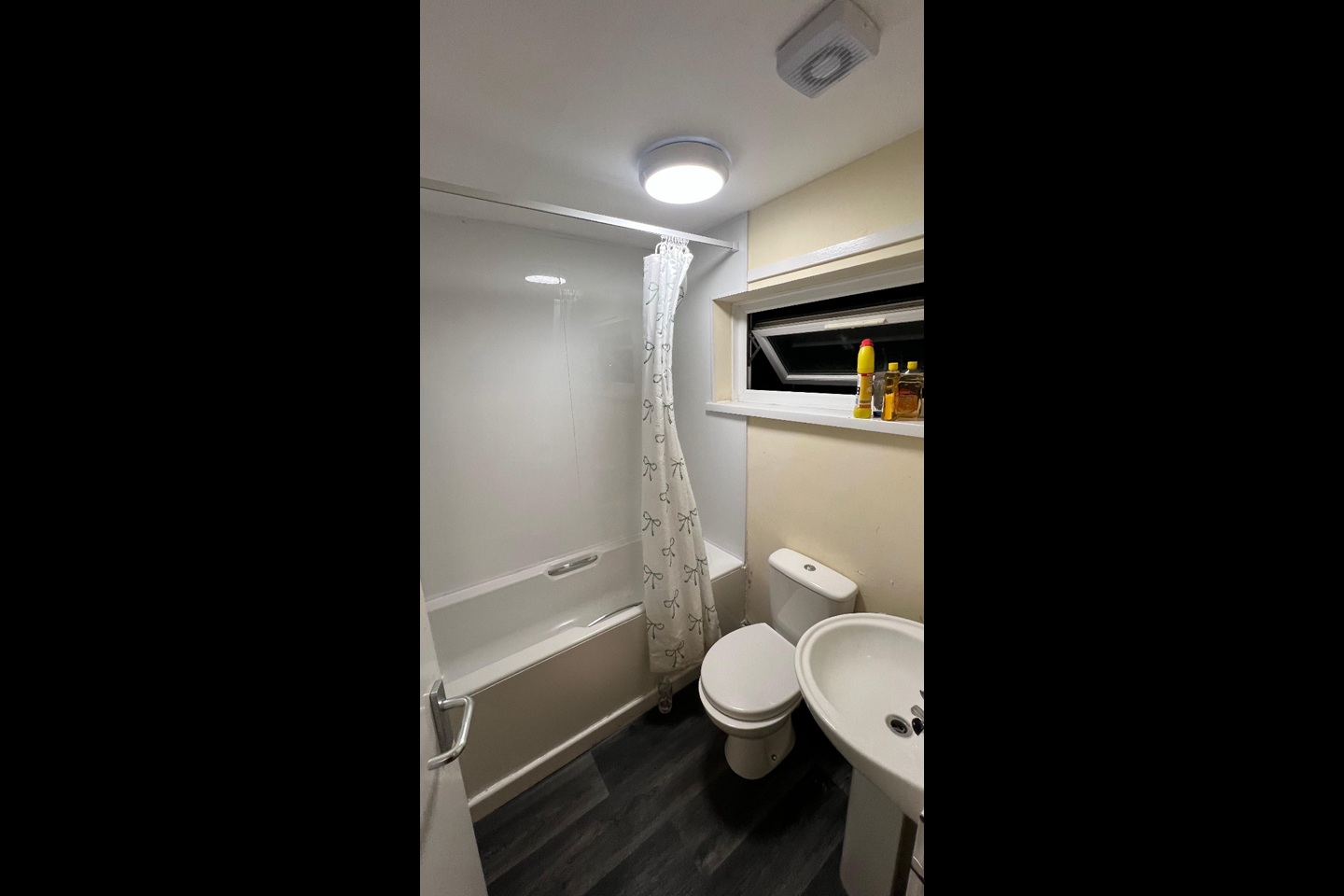 Additional image 7 of Room in a Shared House, Papyrus Way, B36, N1 7GU