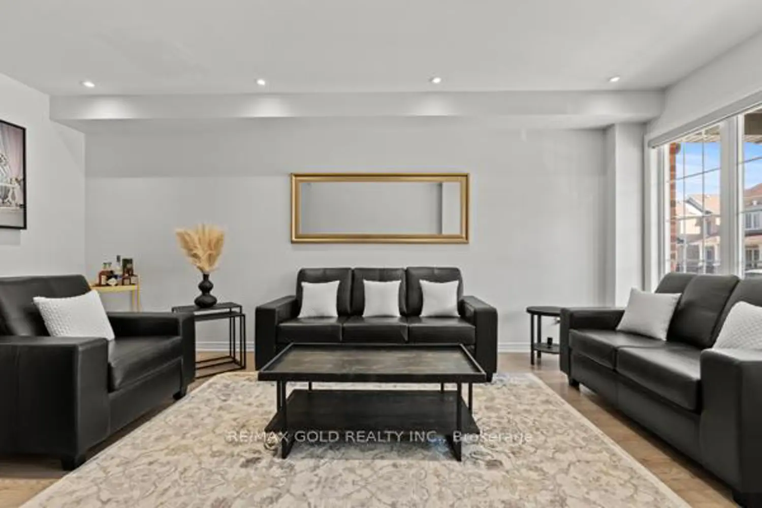 Additional image 4 of 59 Folgate Crescent