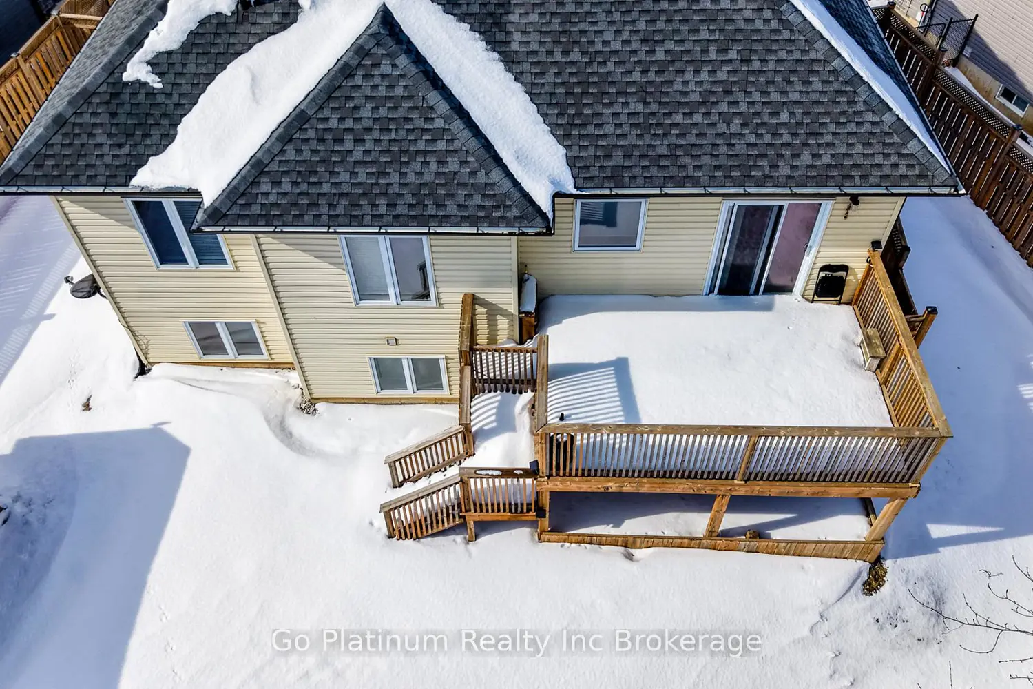 Additional image 17 of 49 Dennis Drive