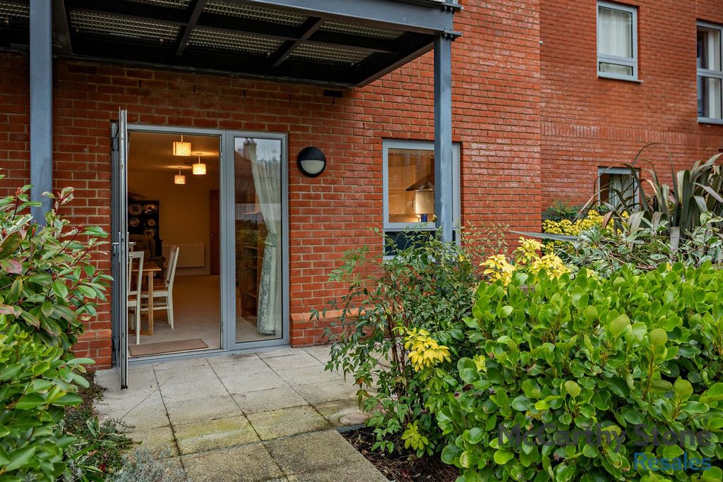 Additional image 22 of 2 bed flat for saleMonument Place, Endless Street, Salisbury SP1