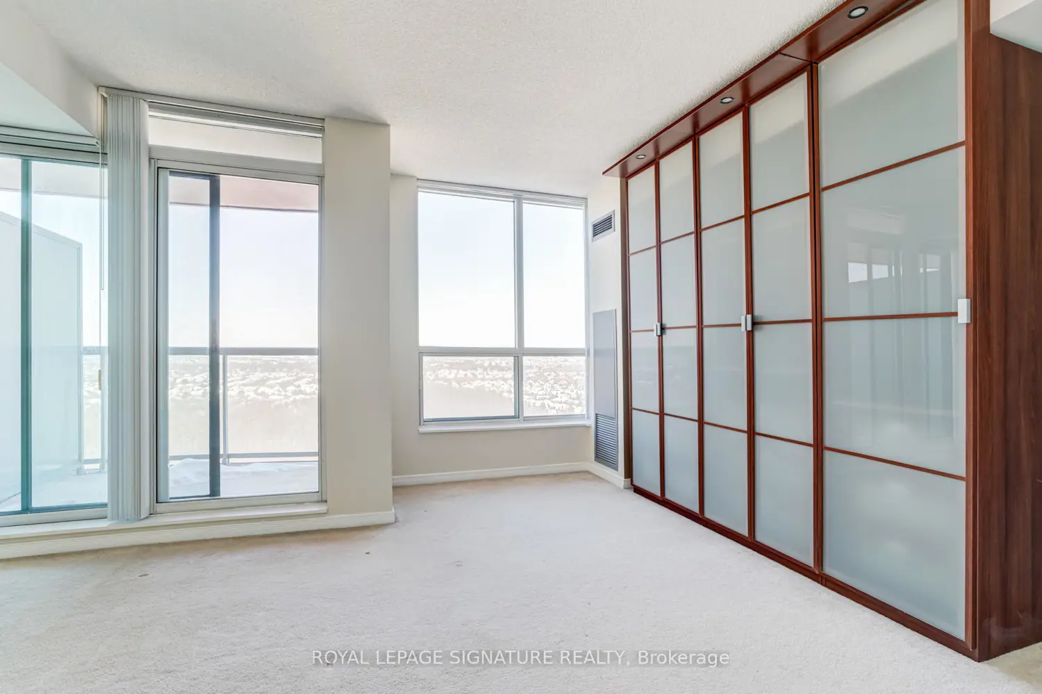 Additional image 11 of 2545 Erin Centre Boulevard 1703