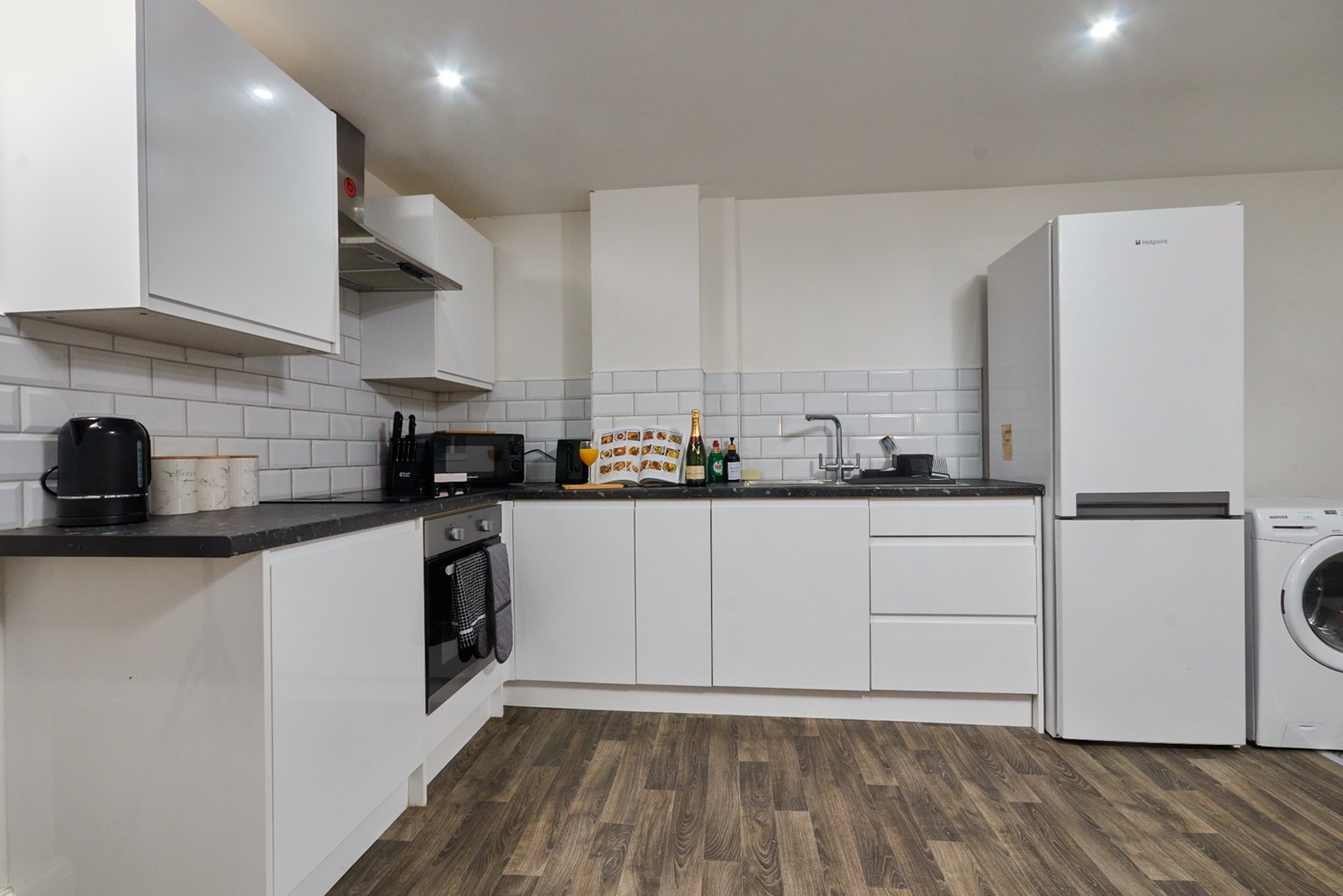 Additional image 3 of 1 Bed Flat, Blenheim Terrace, LS2, N1 7GU