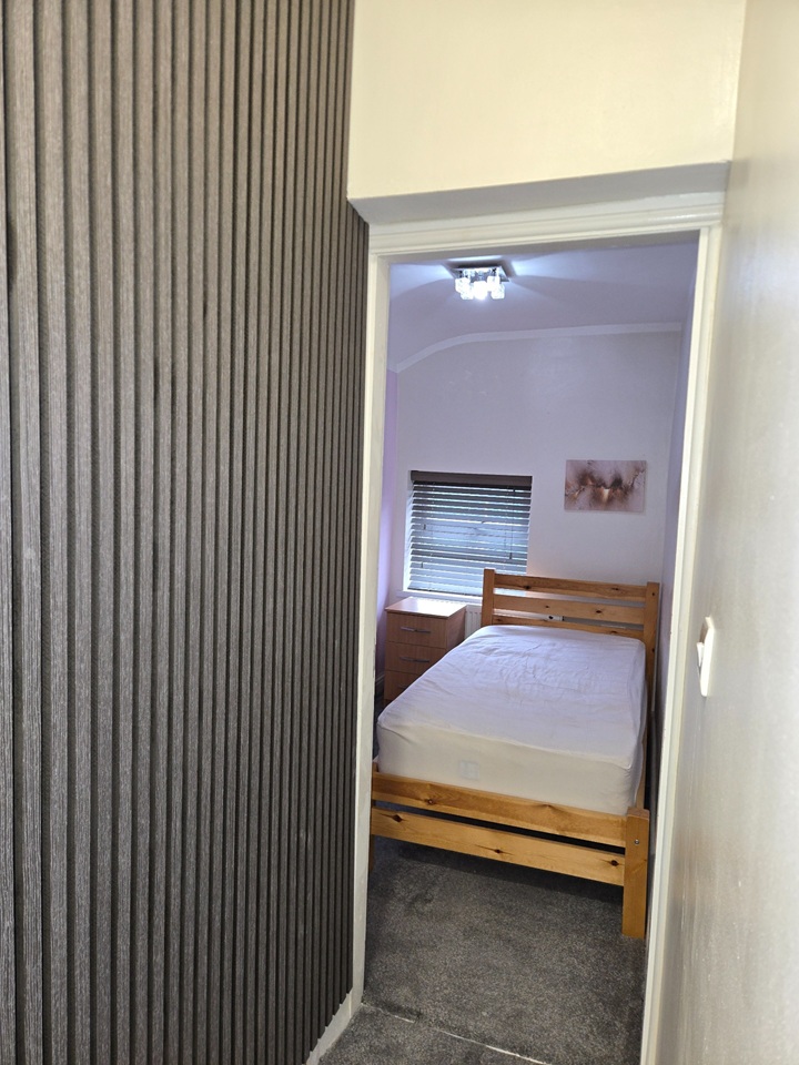 Additional image 5 of Room in a Shared House, South Road Avenue, B18, N1 7GU