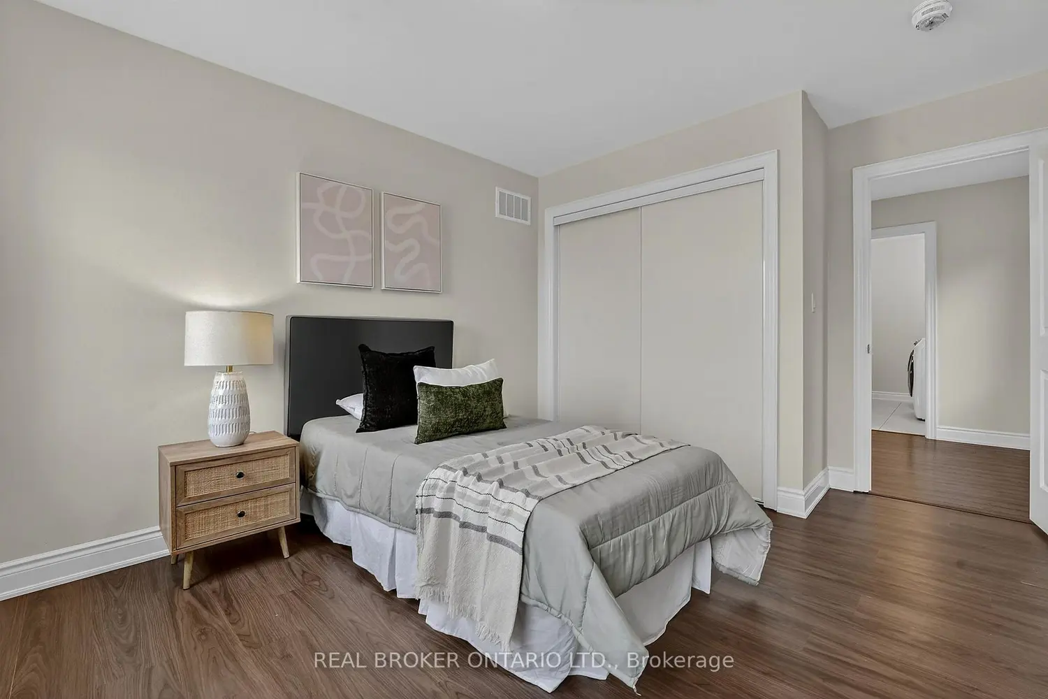 Additional image 14 of 47 Pagebrook Crescent