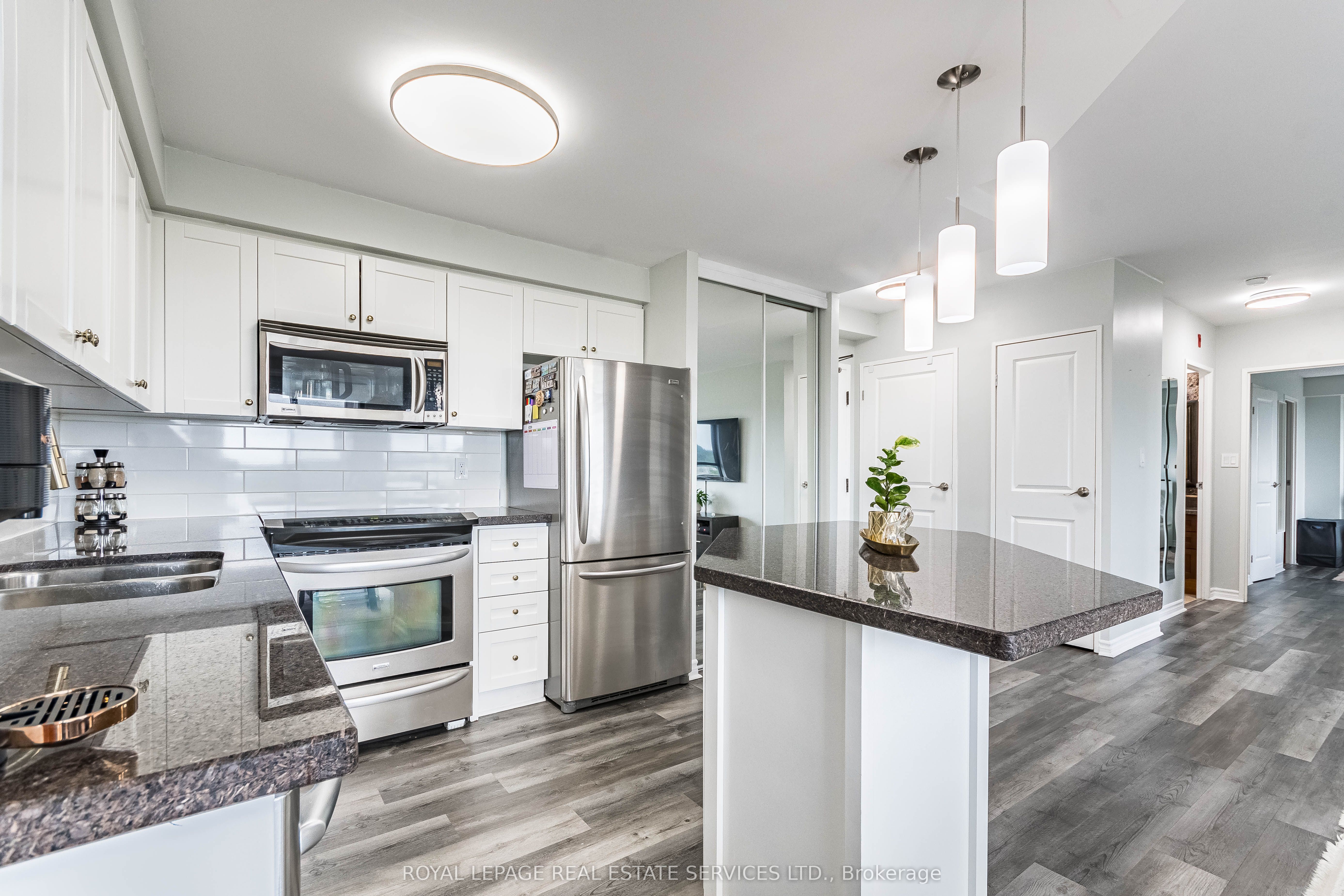 Additional image 6 of 619-1000 Cedarglen Gate, Mississauga, ON, L5C 3Z5