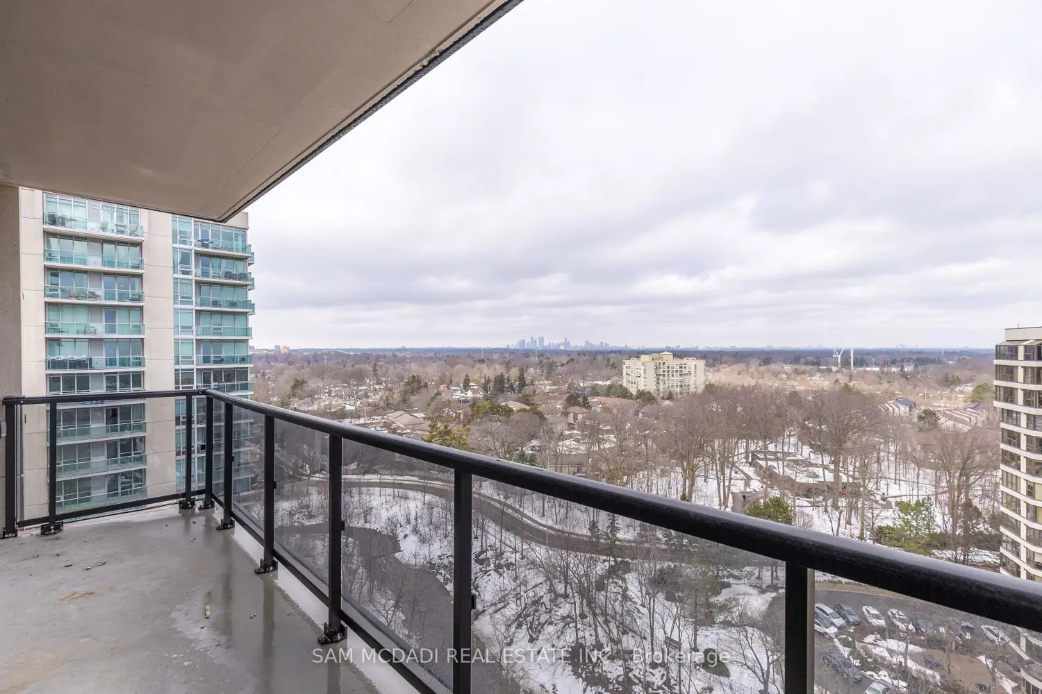 Additional image 16 of 1035 Southdown Road 1503