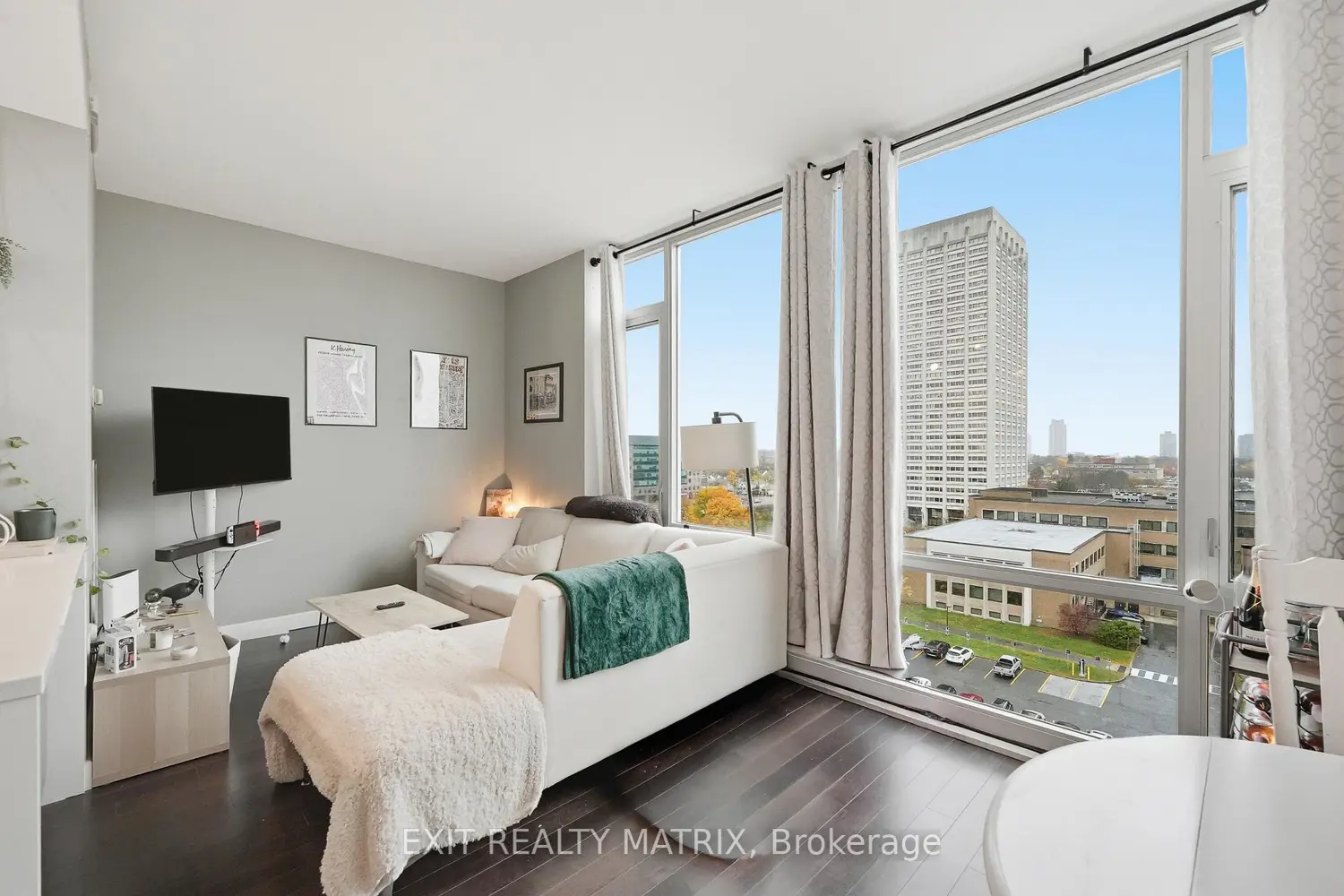 Additional image 6 of 201 Parkdale Avenue 903