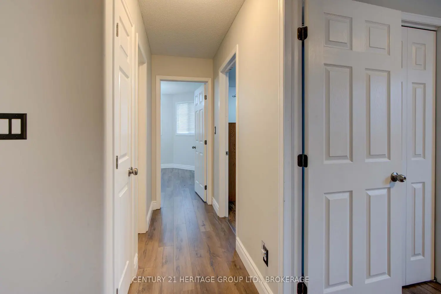 Additional image 17 of 456 Weston Crescent