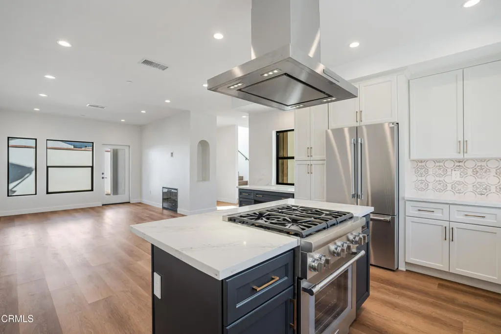 Additional image 24 of 136 N Oakview Drive Unit 102, Thousand Oaks, CA 91362