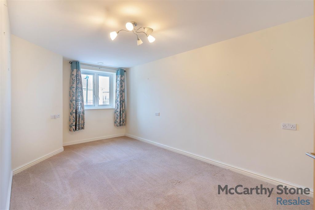 Additional image 6 of 2 bed flat for saleMiddleton Court, Picton Avenue, Porthcawl CF36