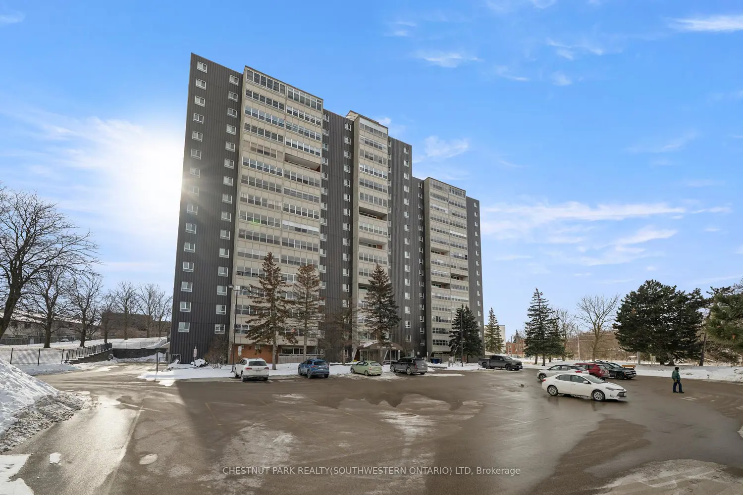 Additional image 18 of 225 Harvard Place 1005