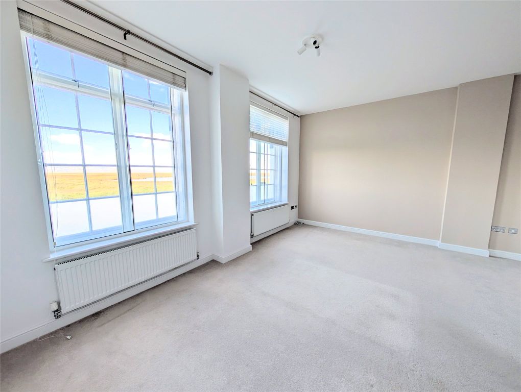 Additional image 5 of 3 bed flat for saleGrenfell Park, Parkgate, Neston, Cheshire CH64