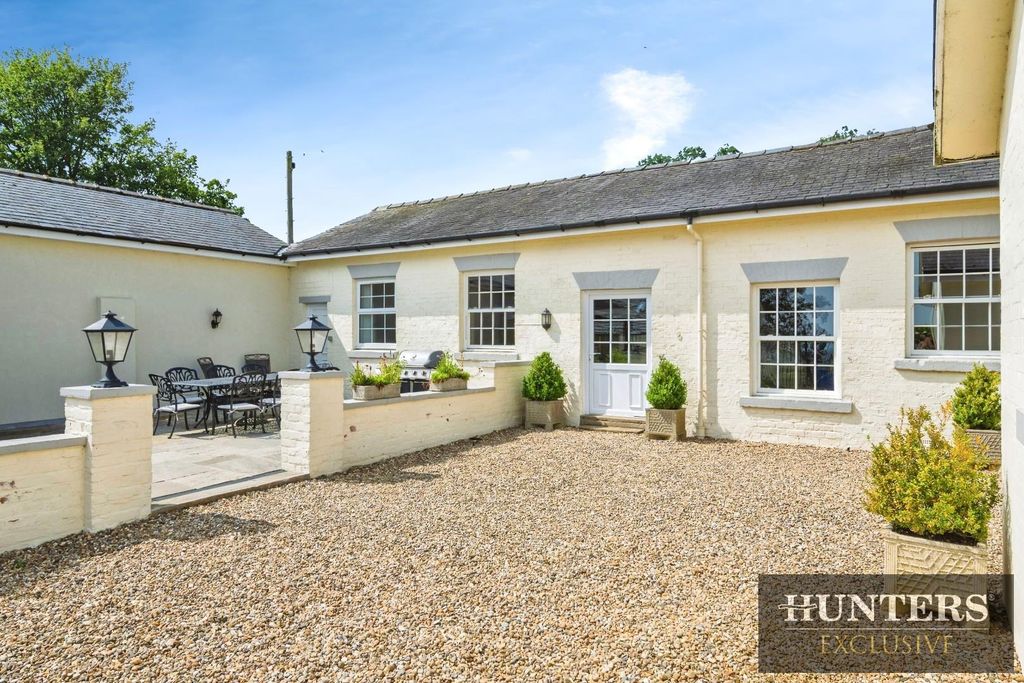 Additional image 53 of 18 bed property for saleWold House, Wold Road, Nafferton, Driffield YO25