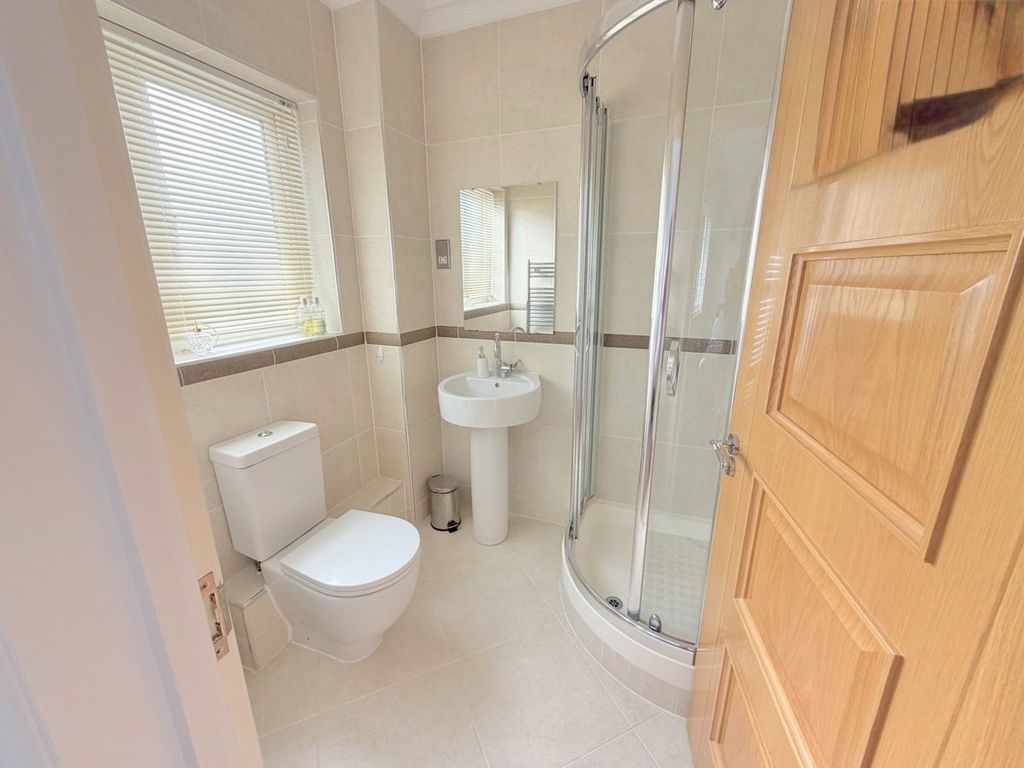 Additional image 22 of 3 bed flat for saleNairn Road, Canford Cliffs, Poole BH13
