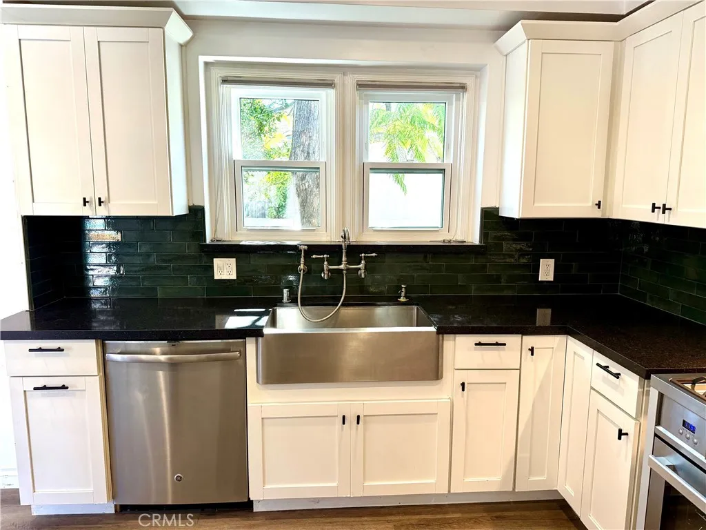 Additional image 9 of 6534 Peach Avenue, Van Nuys, CA 91406